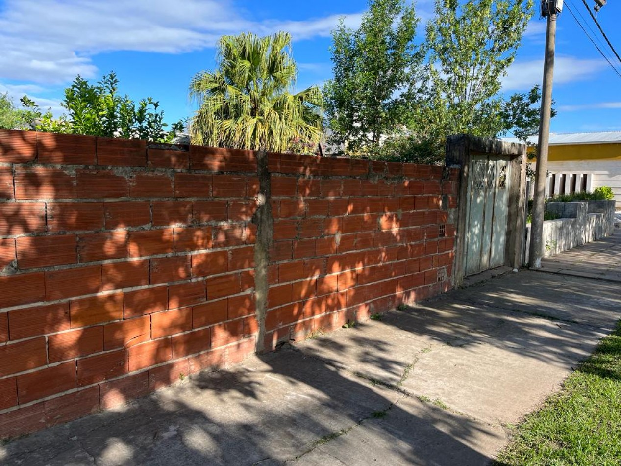 Casa a la VENTA en Bernardo de Irigoyen