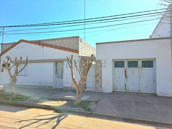 CASA + LOTE IMPERDIBLE EN VECINAL MITRE!
