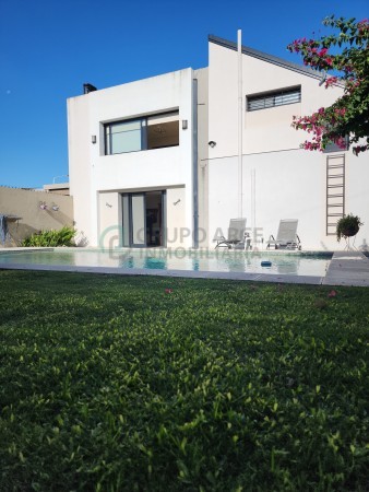 Casa espectacular a la VENTA