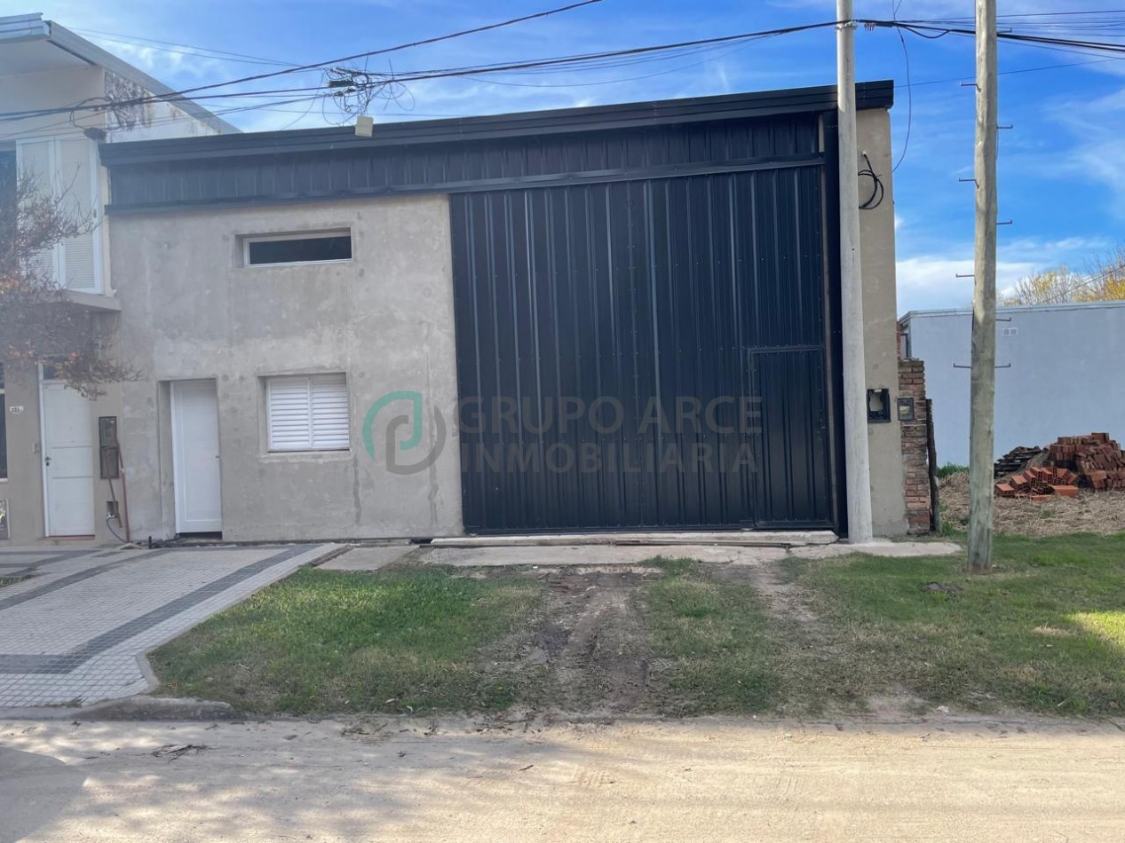 Galpon en Venta - ¡Oportunidad de Inversion en Galvez!