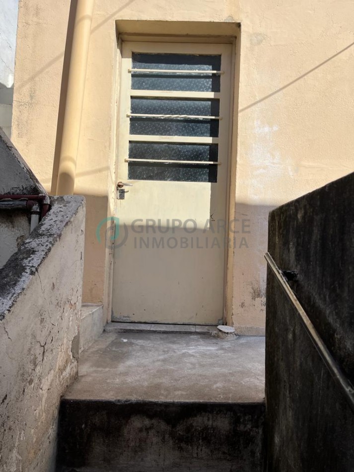 Departamento de escalera en ALQUILER