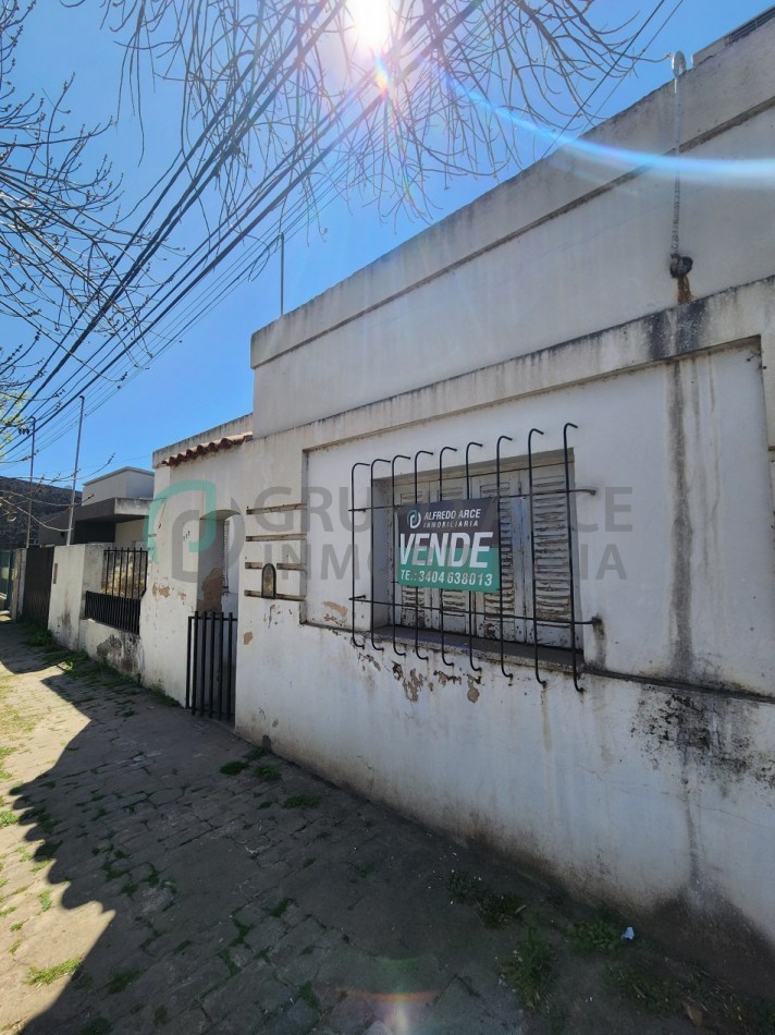 Casa a la Venta con importante Terreno