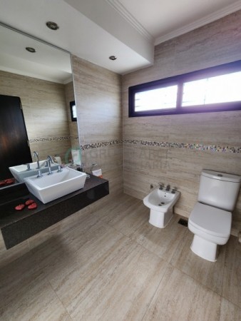 Casa espectacular a la VENTA