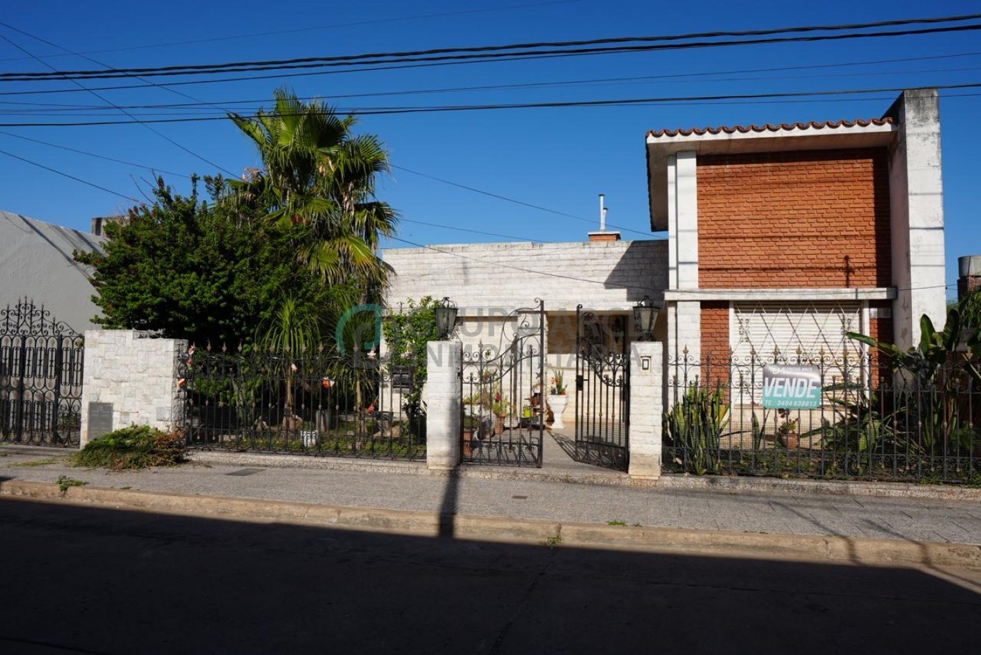 CASA A LA VENTA