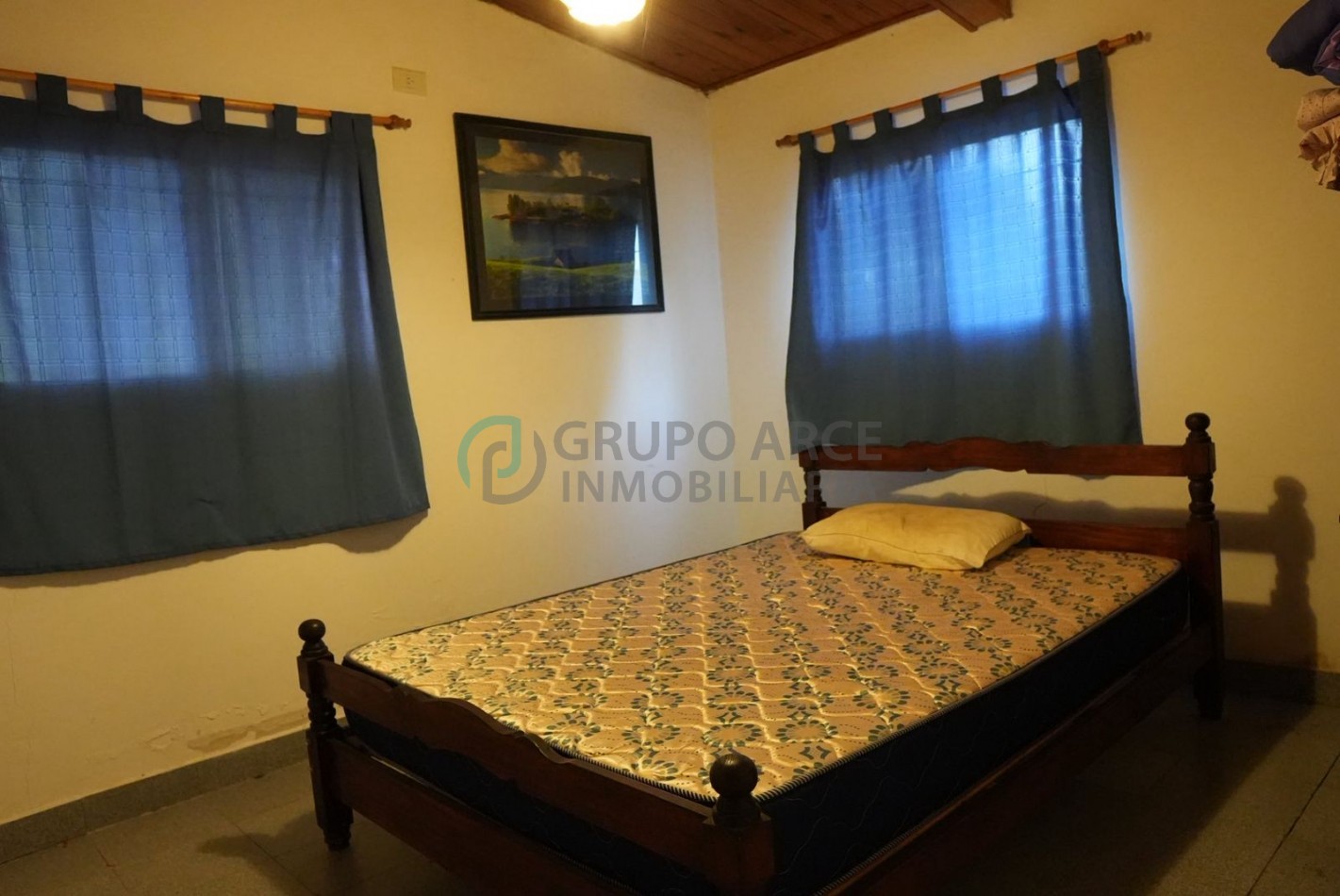 Casa con amplio terreno y quincho en Barrio Comipini - Arocena