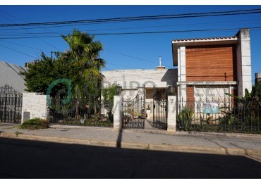 CASA A LA VENTA